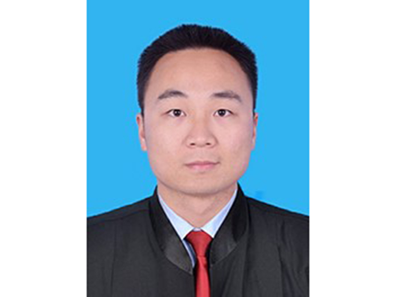 李律师