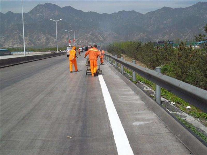 高速道路划线