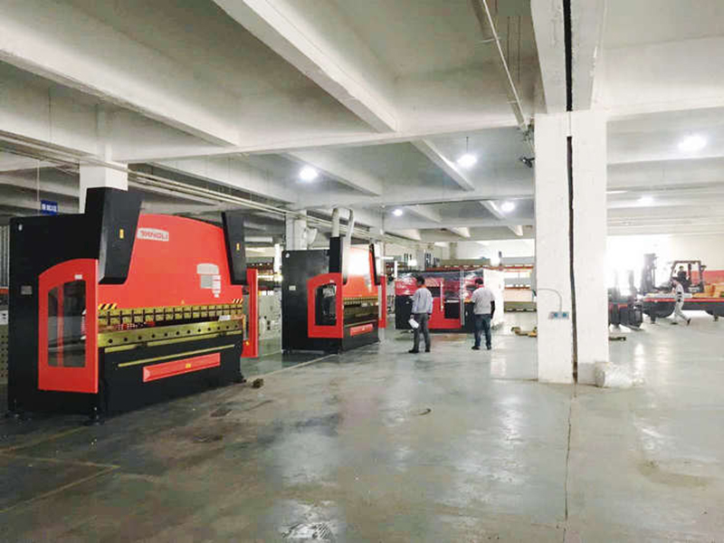 工厂搬迁